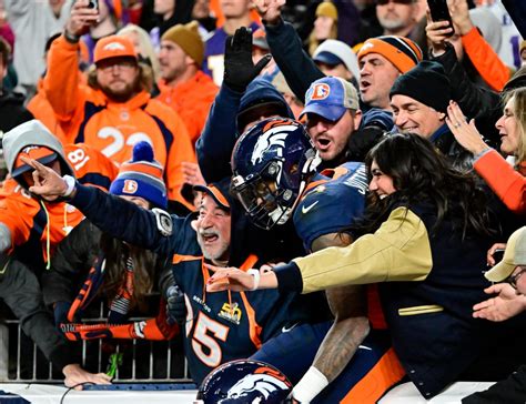 Kiszla: Dancing on the brink and living on a prayer, Broncos beat Vikings and get back in playoff hunt